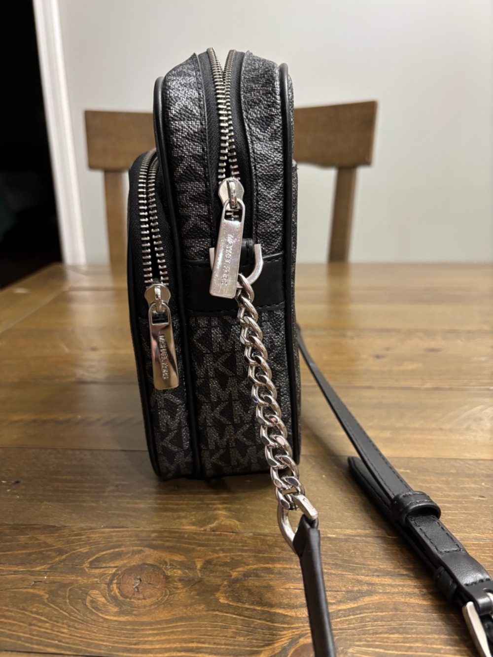 Michael Kors Jet Set Travel Medium North South Chain Crossbody Flight Bag - Picture 4 of 12